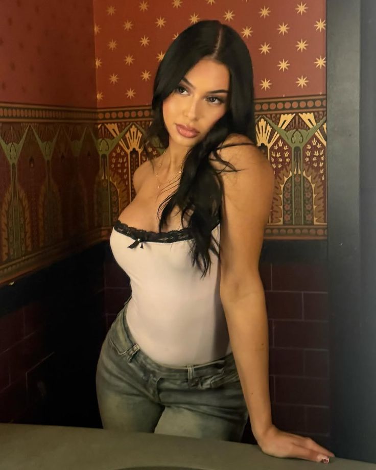Denizli Escort ile Yağmur Sesleri Eşliğinde