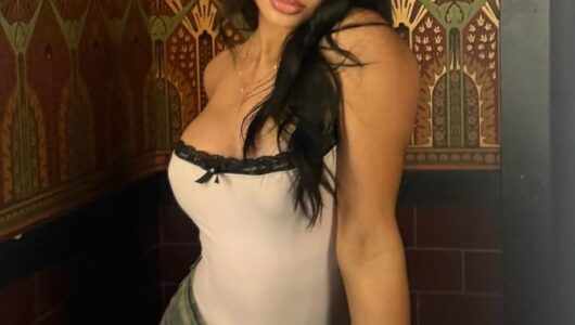 Denizli escort ile yağmur sesleri eşliğinde Denizli escort ile yağmur sesleri eşliğinde